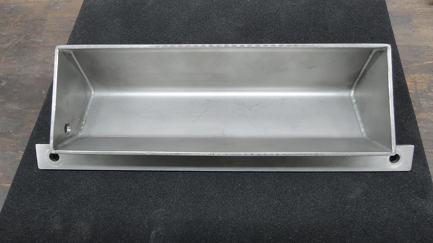 elektrolytisch entfärbt